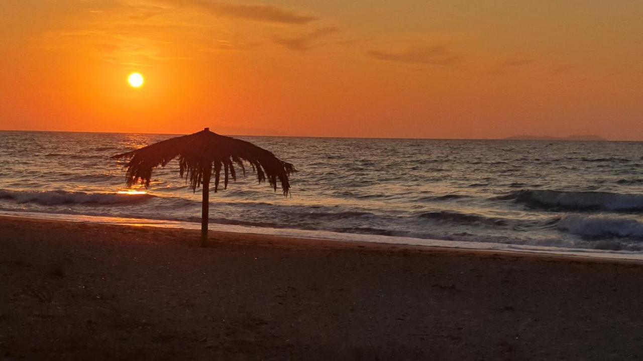 Dalas Beach House Paralía Almirú Kültér fotó